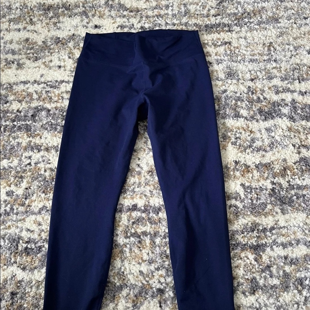 Fabletics Navy Powerhold Leggings Size Medium